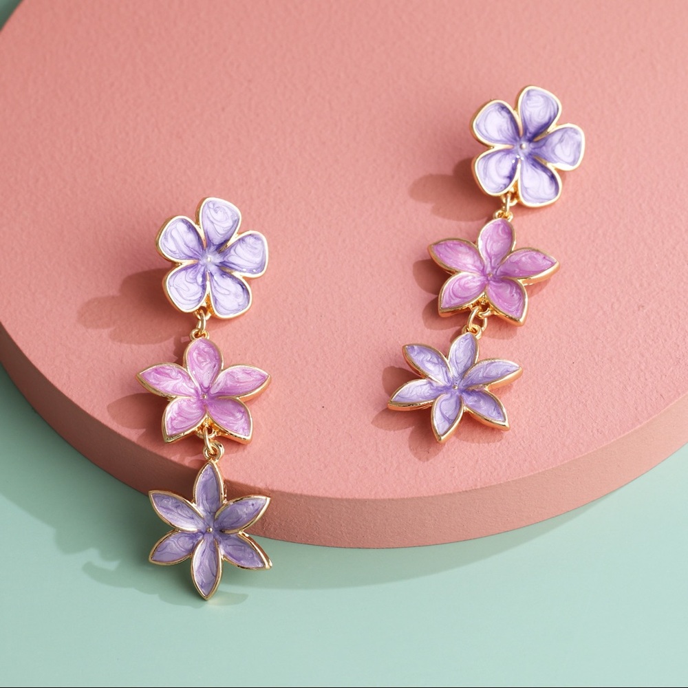 Beautiful purple 3 tier flower earrings